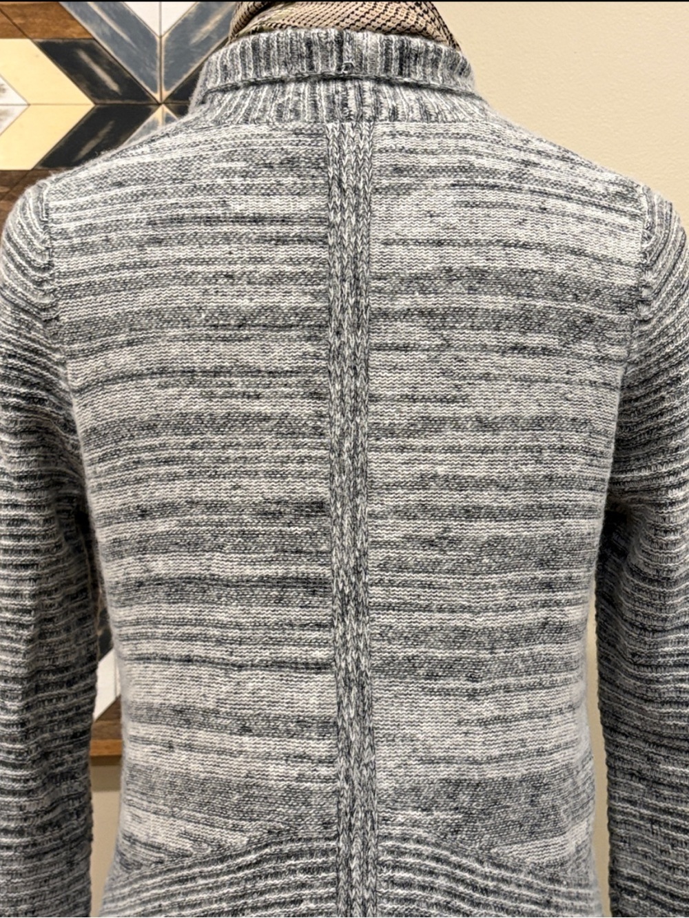 Banana Republic Merino Wool Blend Heather Grey Knit Cardigan Sweater size XS - Picture 7 of 14
